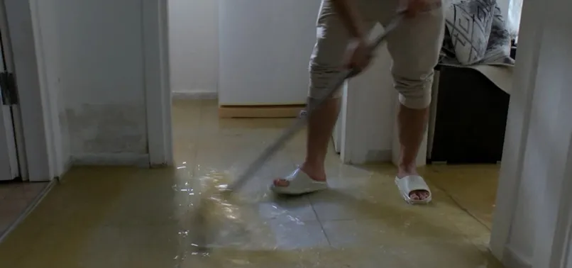 İstanbul'dan İSKİ manzaraları! Şişli'deki kazı çalışması vatandaşları isyan ettirdi! Güngören'de bir ailenin evini su bastı