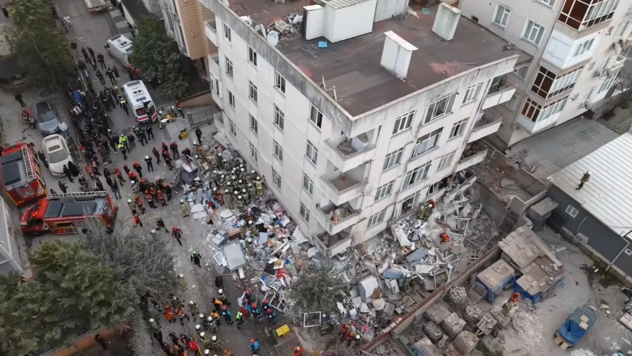 Maltepe'de çöken bina için dönüşüm planı hazırlanıyor! TOKİ ile bir yılda dönüşüm hedefi