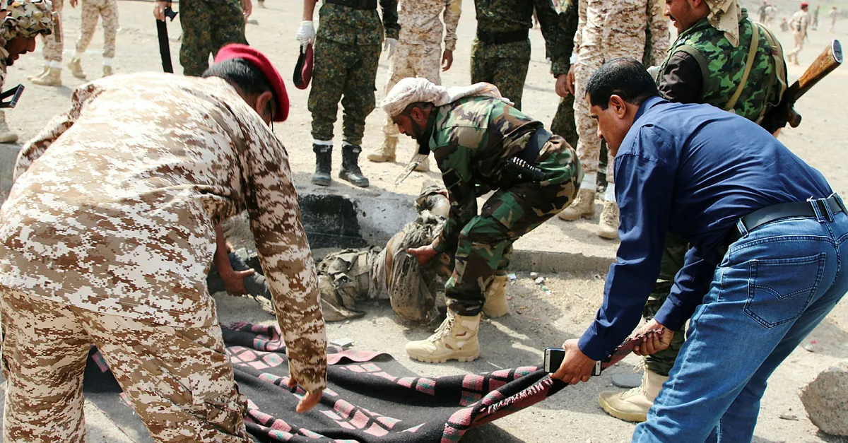 Yemen'de bombalı saldırı: 32 kişi öldü | Video