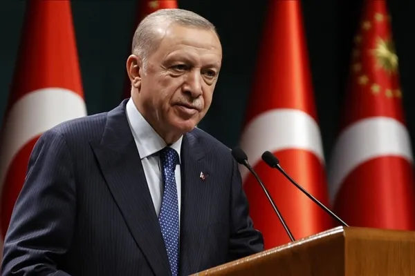 1691089833015.jpg Yılbaşında emeklilere ne kadar zam yapılacak? Emeklilerde beklenti oluştu! A Haber ekranlarında çarpıcı yorum... - 3