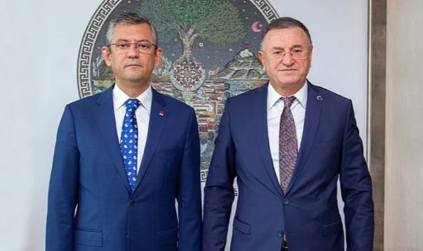 CHP’de Lütfü Savaş Hatay adayı olacak mı? Özgür Özel’den açıklama geldi: Alternatif geliştiremedik...