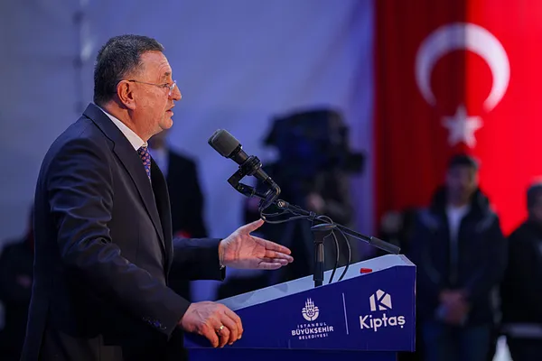 1708324542032.jpg CHP'de Lütfü 'Savaş' açtı! Özgür Özel'den geri vites! "Aday yapmazsan bağımsız girerim" demişti... - 9