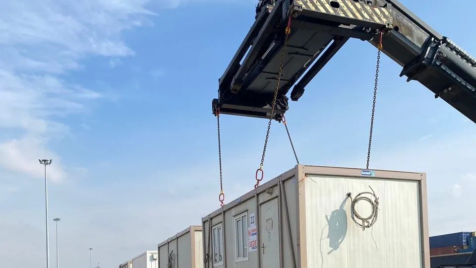 Deprem bölgesinde yaralar sarılıyor!