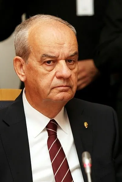 Darbe imasında bulunan İlker Başbuğ kendisini bakın nasıl savundu!