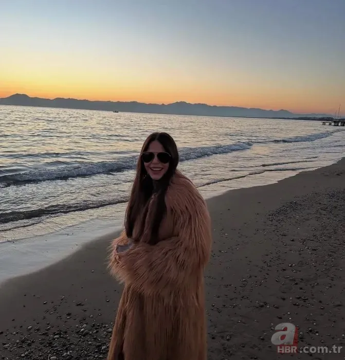 Simge Sağın’dan yıllar sonra gelen evlilik itirafı! Kimse bilmiyordu 4