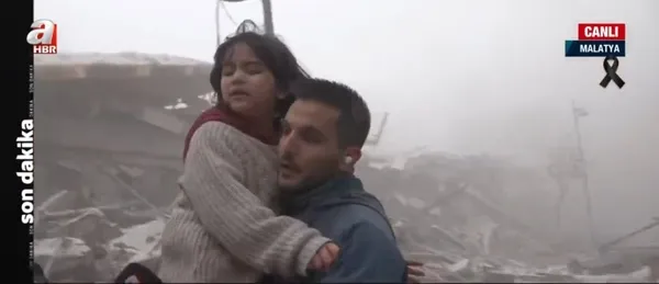 Son dakika: Dakika dakika yüzyılın depremi! İşte yaşanan tüm gelişmeler! A Haber felakete böyle yakalandı