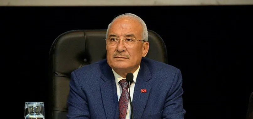 MHP'li Mersin Büyükşehir Belediye Başkanı istifa etti