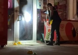 Kayseri'de markete molotoflu saldırı girişimi! Molotof marketin içine girmedi, olası facia önlendi, soruşturma başlatıldı