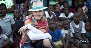 Madonna, Afrika ülkesinden ikiz evlat ediniyor