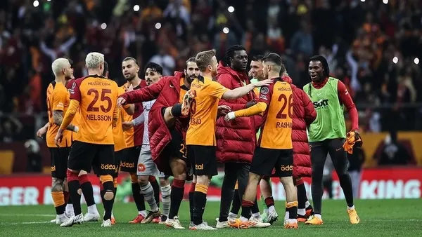 STURM GRAZ - GALATASARAY MAÇI CANLI İZLE! 18 Temmuz Sturm Graz - Galatasaray hazırlık maçı hangi kanalda, şifresiz nereden izlenir?