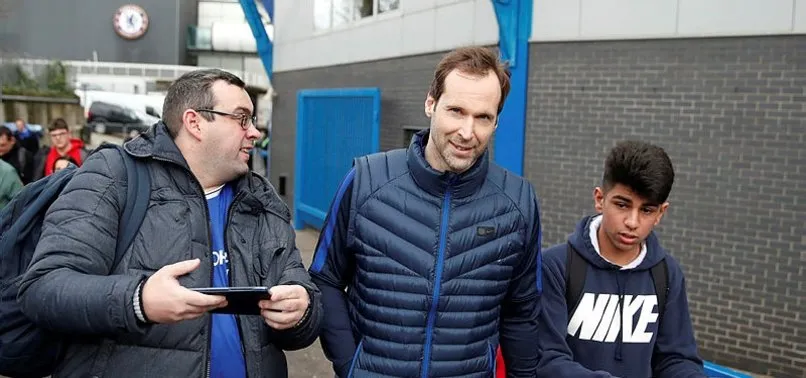 Petr Cech yeniden Chelsea kadrosunda