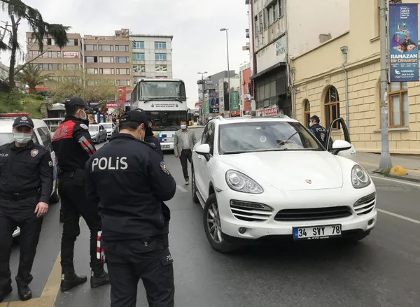 İstanbul ‘Yeditepe Huzur’ uygulaması! Güvenlik güçleri didik didik aradı! - 1