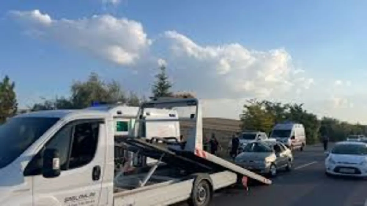 Takla atan otomobil sürücüsü yaralandı