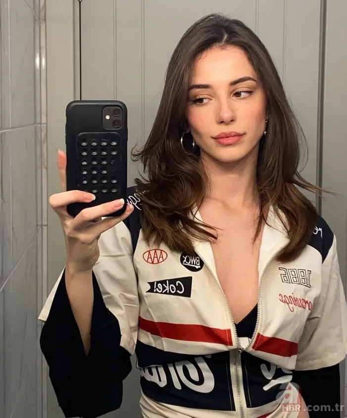 Diziden ayrılmıştı! Eşref Rüya'nın Nisan'ı Demet Özdemir'den sürpriz paylaşım 4