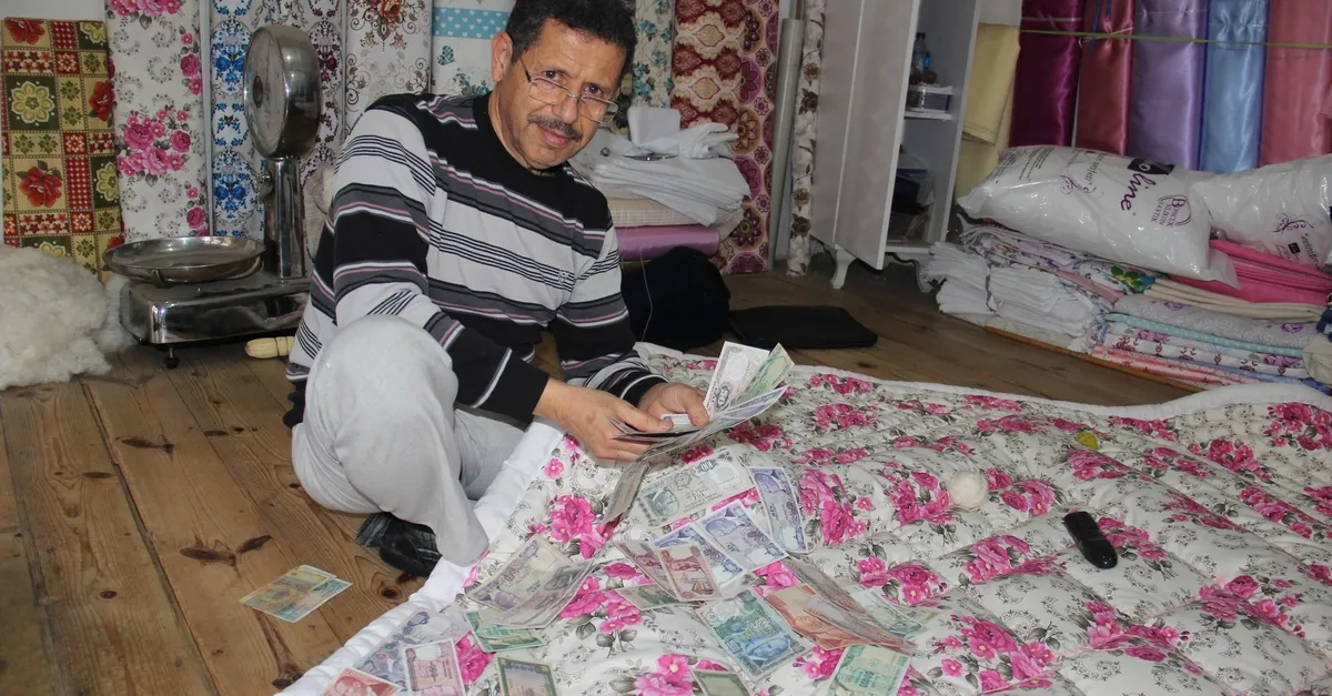 Yorgancıya verdi! İçinden para fışkırdı! Servet olarak saklanıyordu...