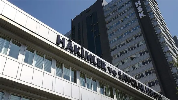 son-dakika-baskan-recep-tayyip-erdogan-hakimler-ve-savcilar-kuruluna-4-yeni-uye-atadi-1622076908767.jpeg Son dakika: Başkan Erdoğan'dan atama kararları - 1