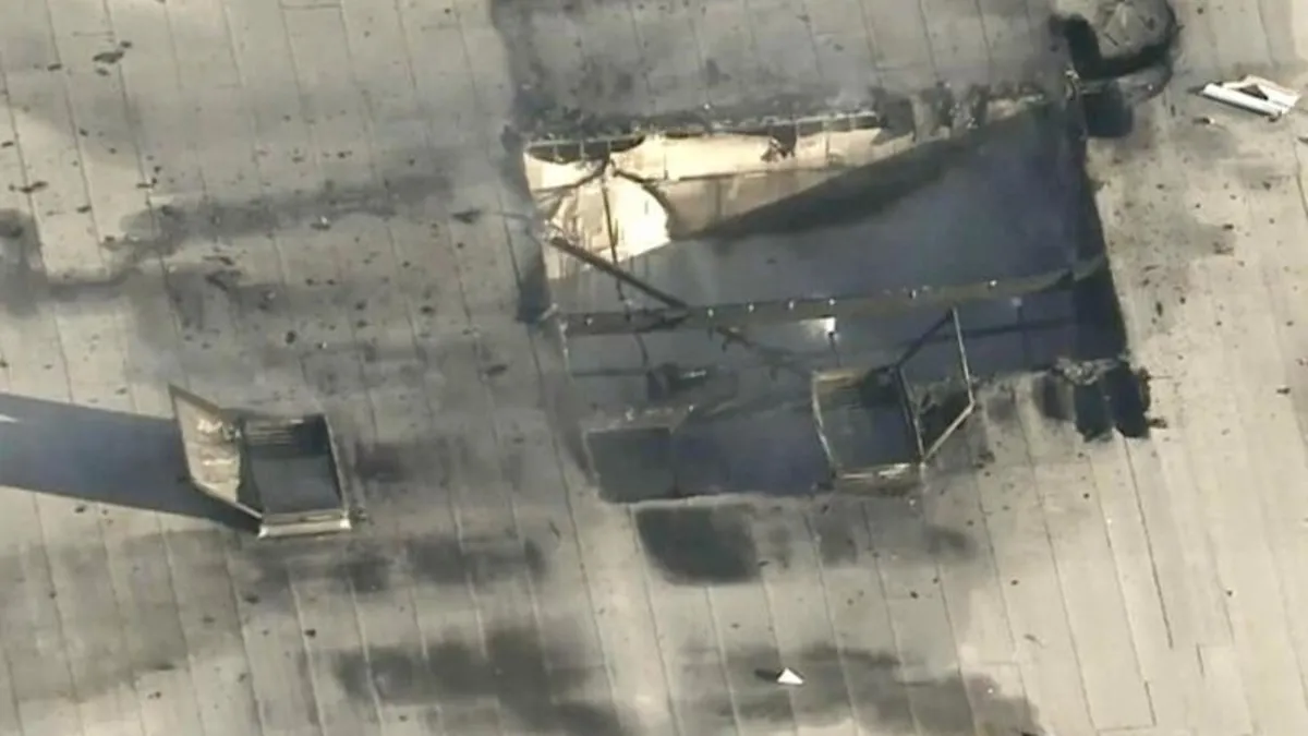 Bir uçak kazası daha! ABD'de fabrikanın çatısına düştü: Ölü ve yaralılar var