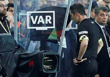 Galatasaray MHK'dan VAR kayıtlarını istedi