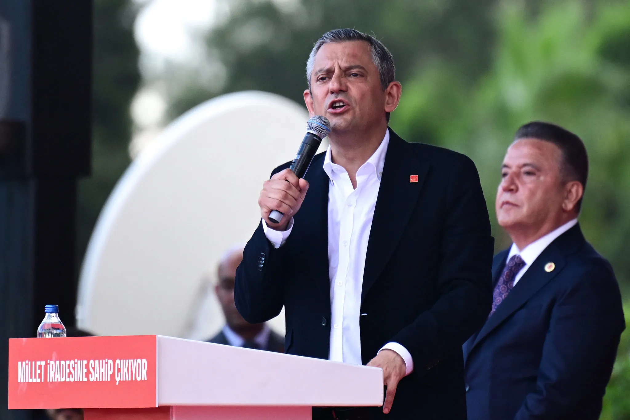 Muhittin Böcek'ten yeni itiraf: Özel'in talebiyle Ferdi Zeyrek'e 950 bin euro verdim | Özel'i yakacak sözler: Hepimizden para istedi