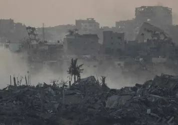 İnsanlık dışı katliam! İşgalci İsrail Şucaiyye'yi bombaladı: Enkaz altından en az 300 ölü ve yaralı çıkarıldı