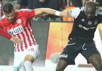 Aboubakar yine kırmızı kart gördü