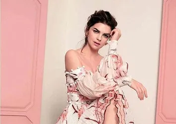 Pelin Karahan güzellik saçtı