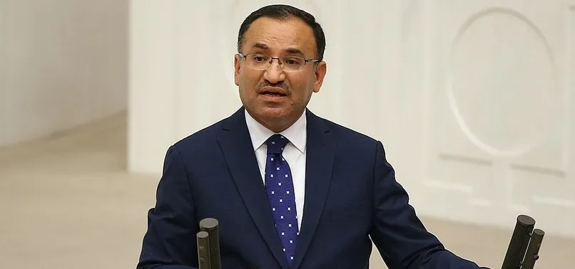 Bakan Bozdağ'dan 'tek tip kıyafet' açıklaması