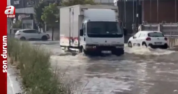Son dakika: Sağanak İstanbul'u vurdu! Başakşehir ve Esenyurt'u su bastı | Araçlar yolda kaldı - 5