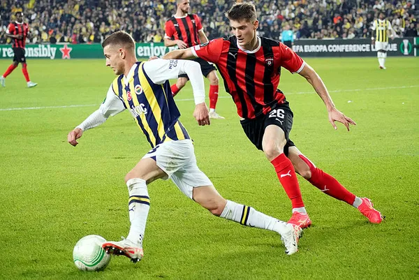 Fenerbahçe güle oynaya son 16’ya! Fenerbahçe 4-0 Spartak Trnava MAÇ SONUCU