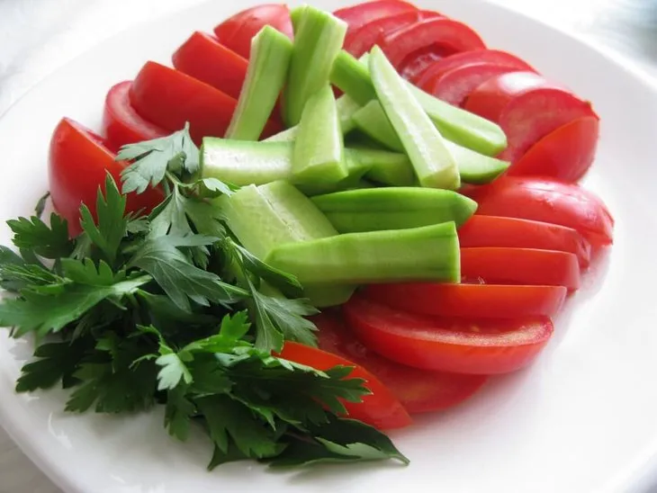 Salatalık ile 14 günde tam 7 kilo verebilirsiniz