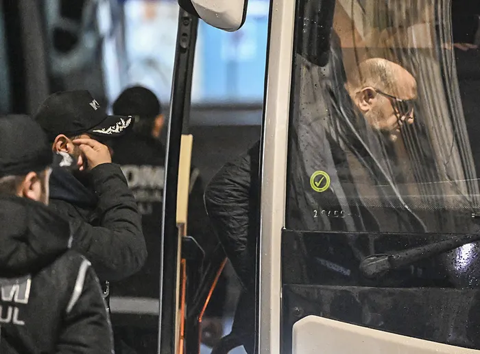 aziz-ihsan-aktasin-mal-varliklarina-el-konuldu-1737025380134.jpeg CHP'li belediyelere rüşvet operasyonunda gözaltına alınan Aziz İhsan Aktaş (AA)