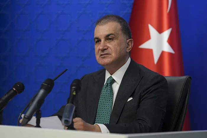 ak-parti-sozcusu-celikten-terorsuz-turkiye-mesaji-ulke-gundeminden-cikaracagiz-cumhurbaskanimizin-yeniden-aday-1736782238659.jpg AK Parti Sözcüsü ve Genel Başkan Yardımcısı Ömer Çelik (AA)