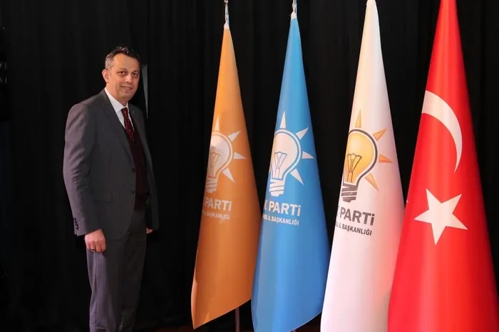 İşte Ekrem İmamoğlu’nun 26 kişilik danışman kadrosu! AK Parti’den İBB’ye soru! Bu danışmalara ne danışılıyor?