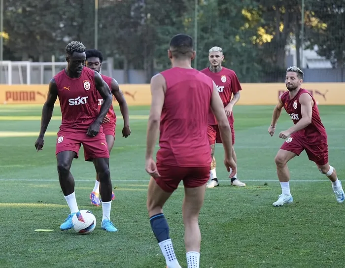 Galatasaray Süper Kupa maçının hazırlıklarına devam ediyor