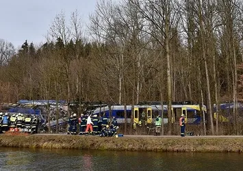 Belçika'da tren kazası: 3 ölü, 40 yaralı