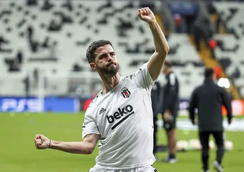Galatasaray'dan Miralem Pjanic hamlesi! Gedson transferi sonrası Barcelona ile temas...