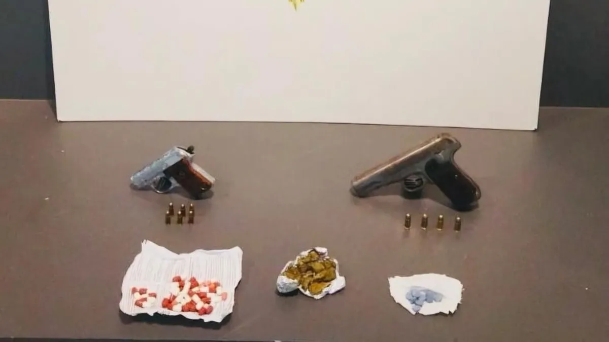 Hapis cezasıyla aranan hükümlü uyuşturucu ve silahla yakalandı