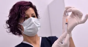 Vali Ayaz’dan korona aşısı çağrısı