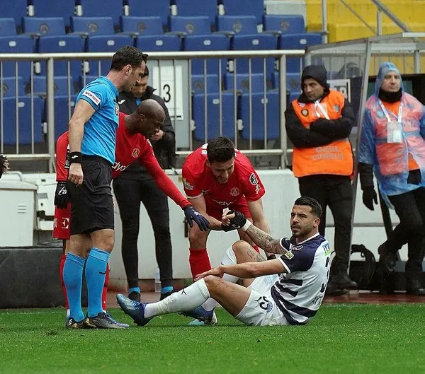 İstanbul derbisinde kazanan yok! Kasımpaşa 1 - 1 Ümraniyespor MAÇ SONUCU