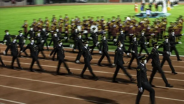 MSB TSK subay alımı son gün ne zaman? 2021 Kara, Deniz ve Hava Kuvvetleri Komutanlığı subay alımı başvuru şartları!