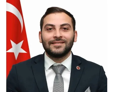 chpde-beykoz-depremi-2-belediye-meclis-uyesi-daha-partiden-istifa-etti-1757489018342.jpeg CHP üyeliğinden istifa eden Beykoz Belediyesi Meclis Üyesi Uğur Gökdemir (Beykoz Belediyesi İnternet Sitesi)