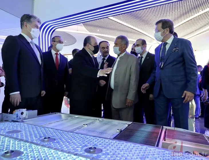Tataristan Cumhurbaşkanı Minnihanov Türkiye'nin Otomobili'ni TOGG inceledi