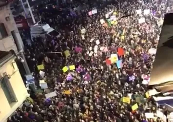 Taksim'de Saadet Partisi'nin de desteklediği gruptan ezana büyük saygısızlık