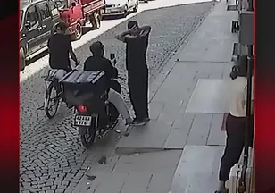 HIRSIZLARI CESURCA DURDURDU