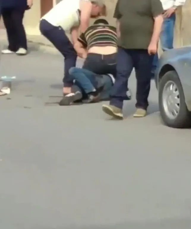 Son dakika: Sağlık Bakanı Fahrettin Koca Kayseri'de silahlı saldırıya uğrayan doktorla görüştü | İşte doktora saldırı anı... - 2
