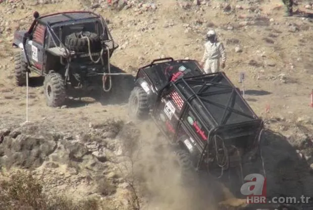 Yarışta göle uçan cip pilotu boğulmaktan son anda kurtarıldı 10