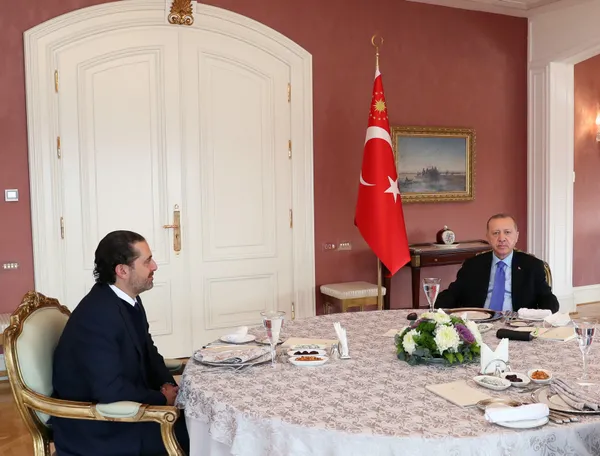 son-dakika-baskan-erdogandan-kritik-temas-lubnan-eski-basbakani-saad-el-haririyi-kabul-etti-1610120086311.jpg Son dakika: Başkan Erdoğan'dan kritik temas: Lübnan eski Başbakanı Saad El Hariri'yi kabul etti - 1