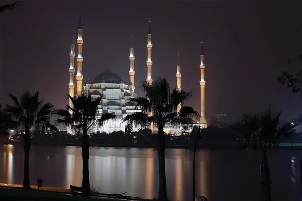 regaip-gecesi-ne-zaman-hangi-gun-2023-uc-aylar-baslangici-regaip-kandili-hangi-tarihe-denk-geliyor-diyanet-tak-1674287670070.jpg Regaip Kandili ne zaman, ayın kaçında? 2023 Diyanet takvimi: Regaip gecesi hangi tarihte idrak edilecek? - 9