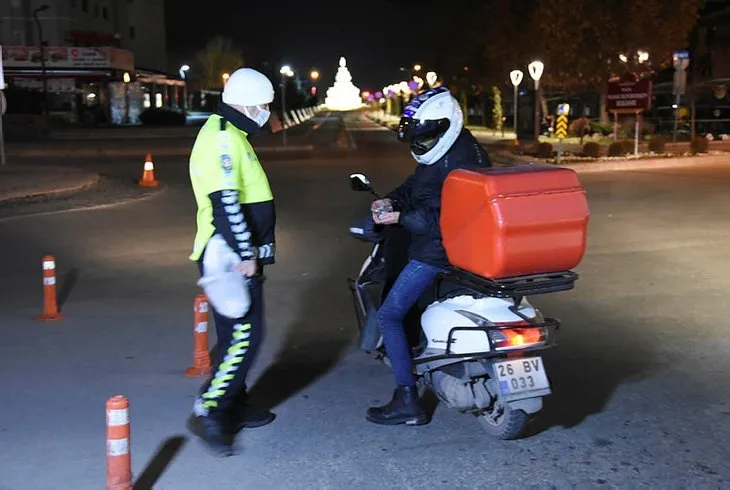 Bugün marketler açık mı? 1 Ocak Cuma yılbaşında market ve lokanta saat kaçta kapanacak? Paket servis var mı?