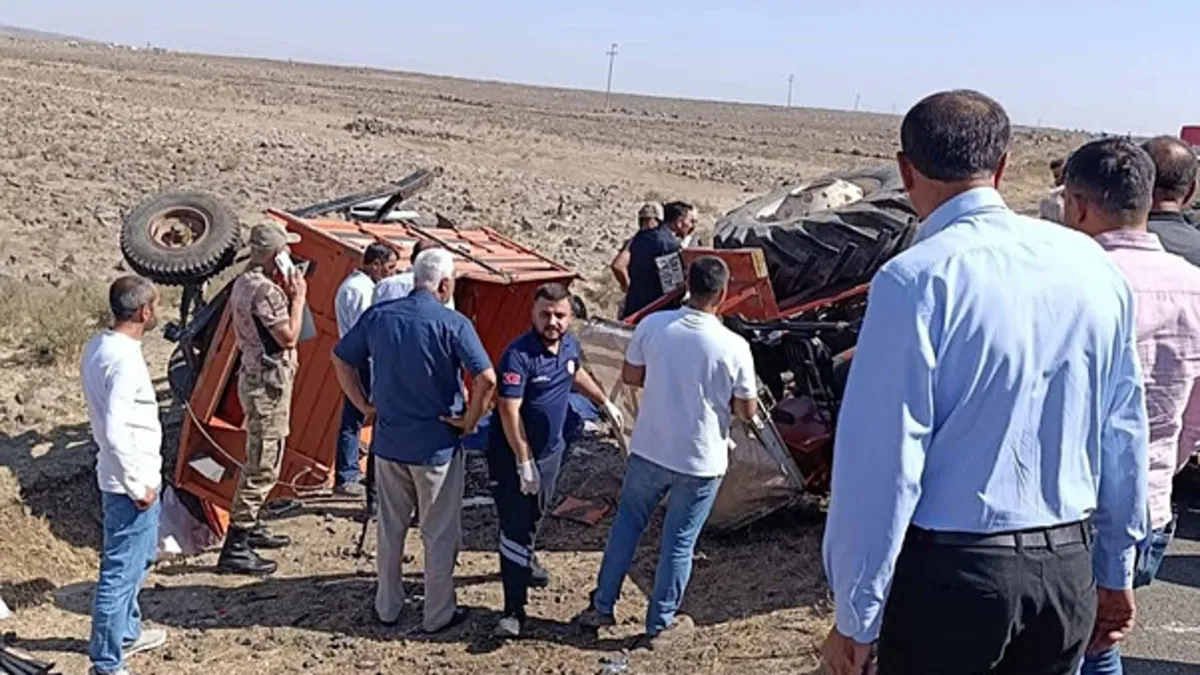 Şırnak'ta kontrolden çıkan traktör devrildi: 1 ölü 2 yaralı